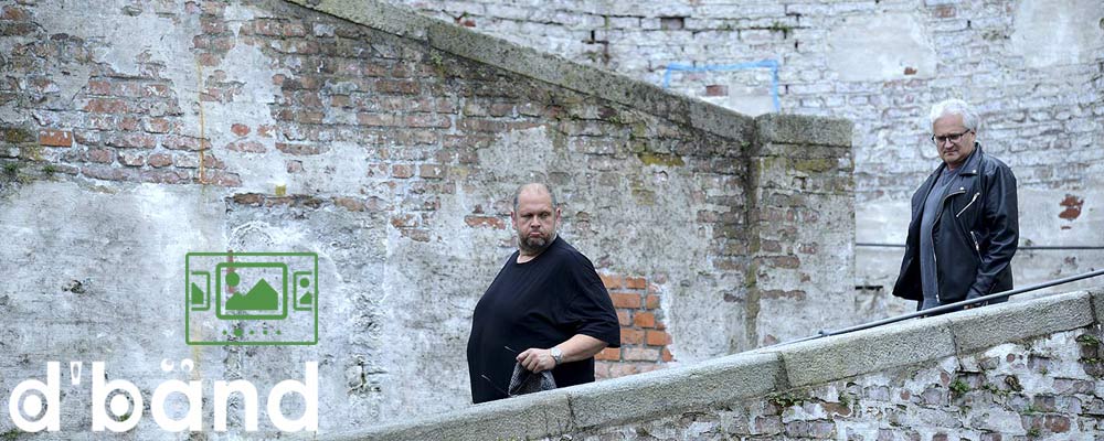das slideshow-Fenster für 'dbaend.com' anzeigen ...

Kult-UR lebt! :: Wien - Wels - Straubing ... und die Welt :: Randnotitzen beim Konzert im Agnes Bernauer Garten SR