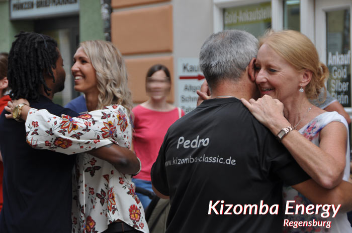 kizomba-classic.de
Kizomba Regensburg
powered by Kizomba Energy