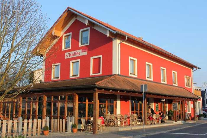 skaffee.de
s’Kaffee
Bistro - Cafe - Biergarten skaffee.de
s’Kaffee
Bistro - Cafe - Biergarten