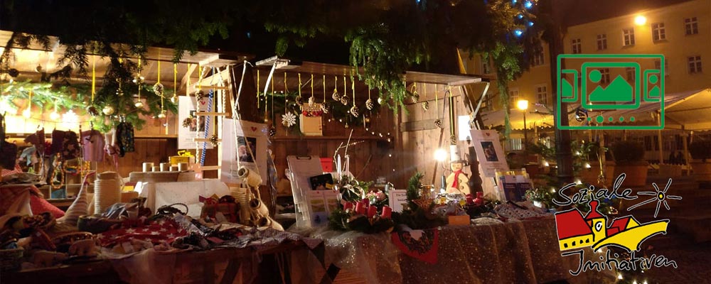 das slideshow-Fenster für 'soziale-initiativen.de' anzeigen ...

Impressionen vom Weihnachtsmarkt - Weihnachtszauber 2020 -  der Regensburger Sozialen Initiativen e.V.